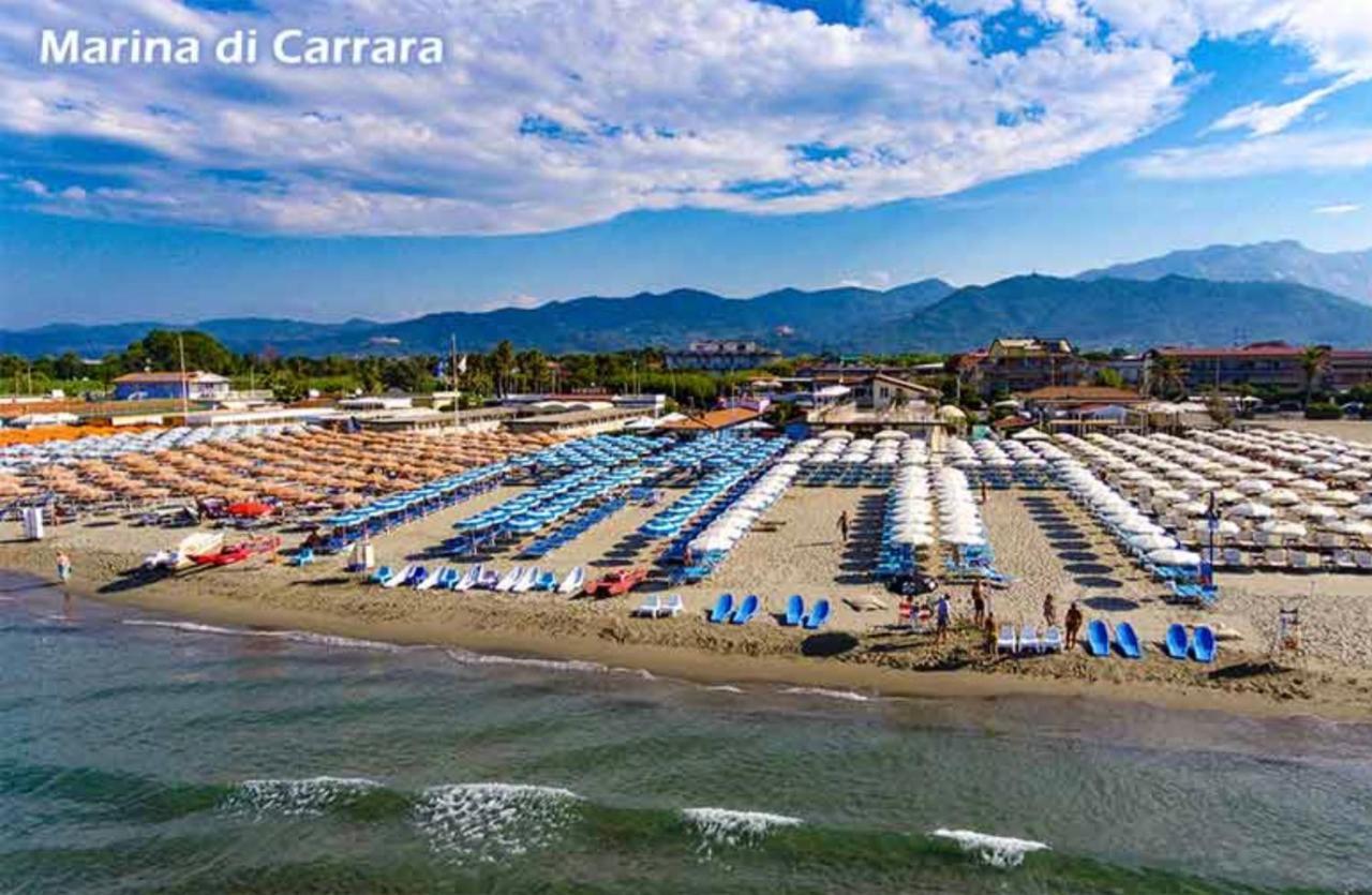 La Conchiglia A Marina Appartement Marina Di Carrara Buitenkant foto