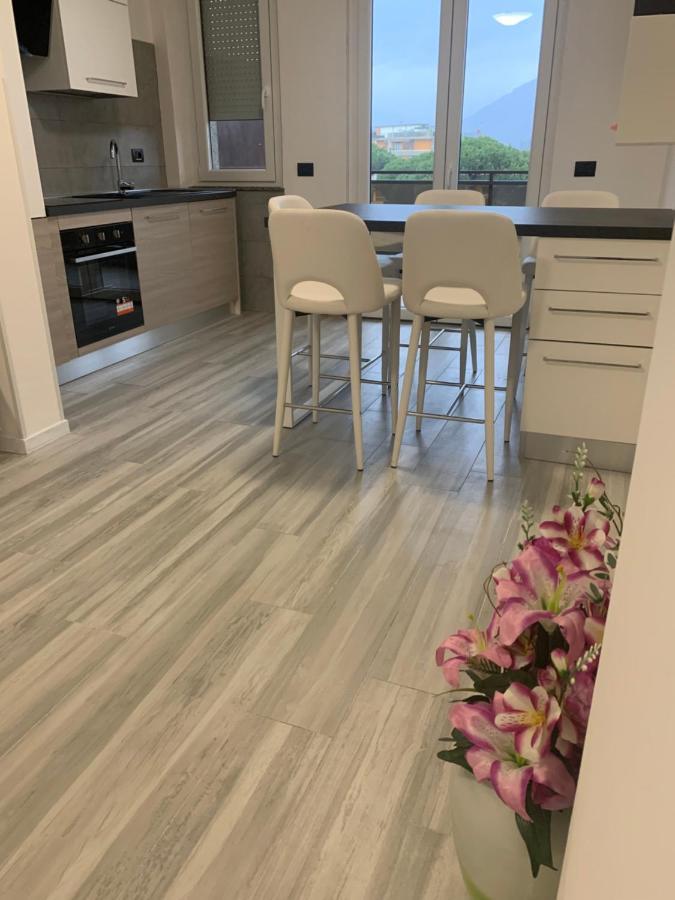 La Conchiglia A Marina Appartement Marina Di Carrara Buitenkant foto