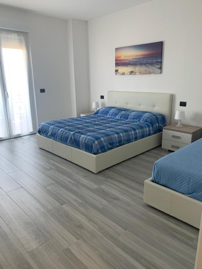 La Conchiglia A Marina Appartement Marina Di Carrara Buitenkant foto